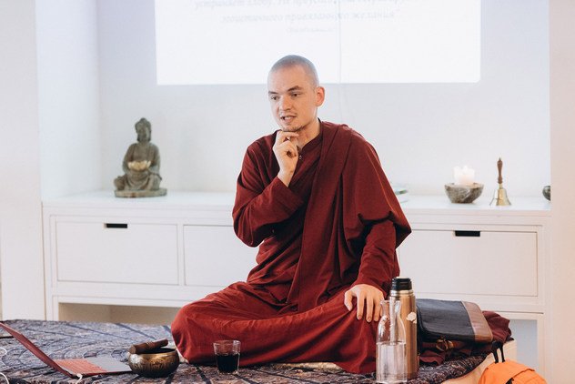 Лобсанг Тенпа проведет онлайн-семинар по «37 практикам бодхисаттв»