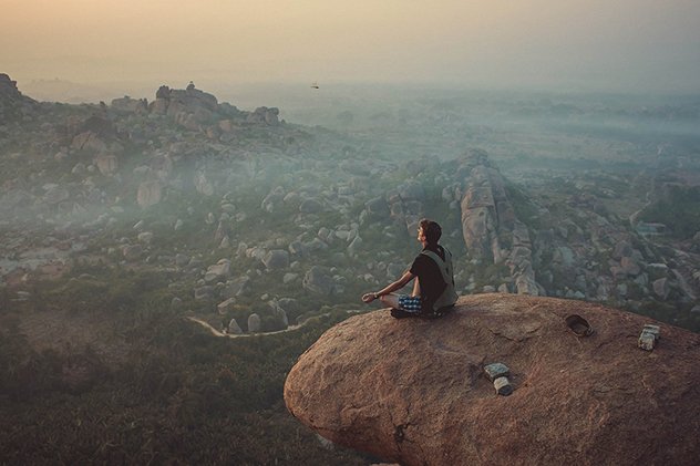 При занятиях медитацией мозг работает лучше