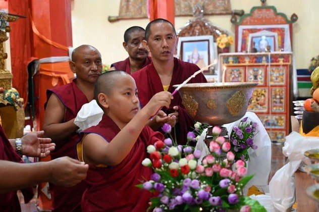 Состоялась интронизация нового воплощения Лати Ринпоче