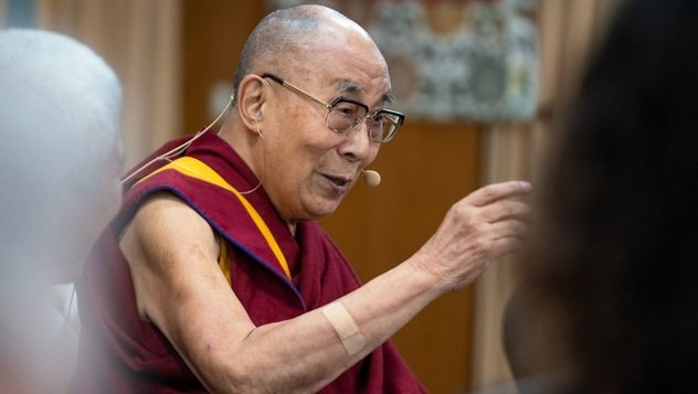 О первом дне саммита с Далай-ламой на тему «Сострадательное лидерство» О первом дне саммита с Далай-ламой на тему «Сострадательное лидерство»