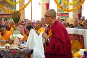 Церемония вручения благодарственной награды и пуджа долгой жизни ламы Сопы Ринпоче