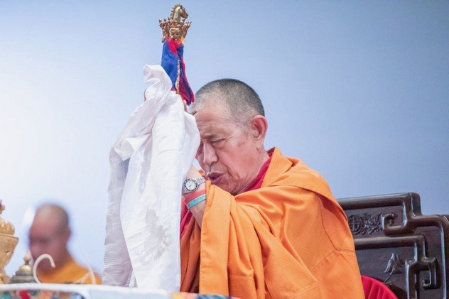 Учения Ваджракилы с Кьябдже Гарченом Ринпоче онлайн и друбчо Ваджракилы в Москве