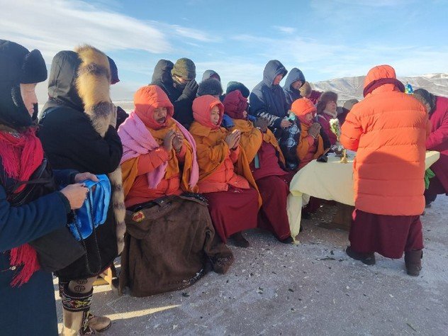 В Туве провели ритуал «оживления» статуи Будды Шакьямуни