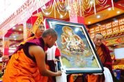 41-му Сакья Тричену Ринпоче поднесен молебен о долгой жизни
