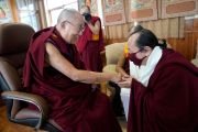 Далай-лама встретился с верховным духовенством традиции сакья в Бодхгае