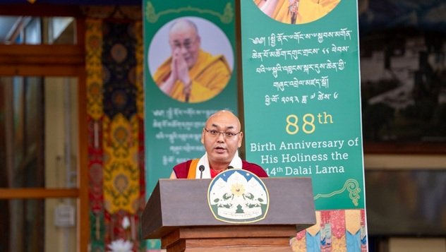 В Дхарамсале состоялось празднование 88-летия Его Святейшества Далай-ламы