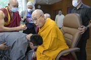 Далай-лама встретился с тибетским режиссером Дхондупом Вангченом