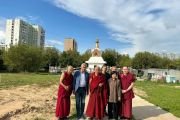 Москва. Встреча настоятеля монастыря Друпенг Гоманг у Ступы Просветления в Отрадном. Сентярь, 2023 г.
