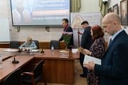 В Москве проходит семинар Раисы Крапивиной по проблемам перевода «Украшения из постижений»