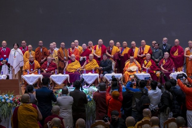 Фоторепортаж. Его Святейшество Далай-лама принял участие в открытии Международного форума Сангхи – 2023