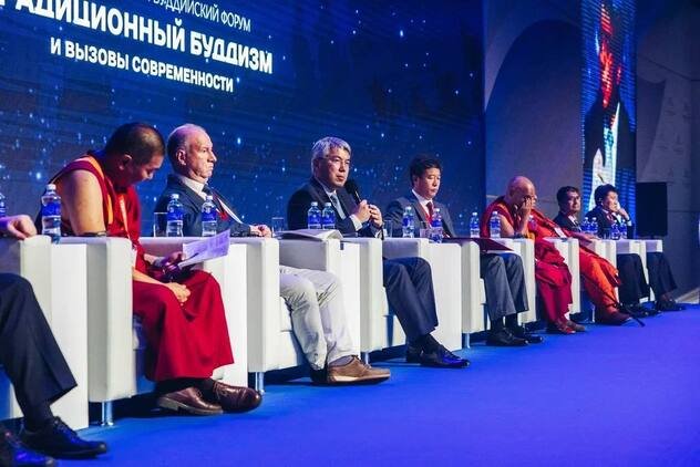 Участники Второго международного буддийского форума подписали итоговую резолюцию