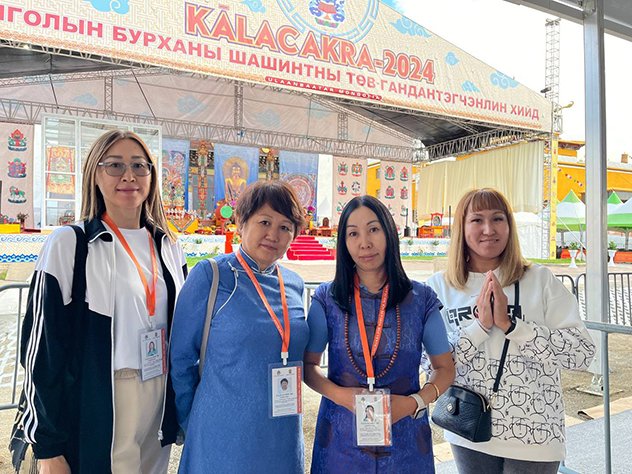 Российские буддисты принимают участие в посвящении Калачакры