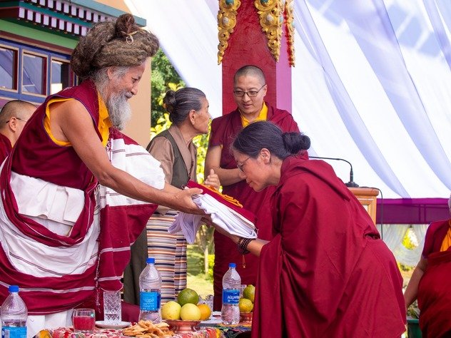 Возрождение йогической традиции тогденма отметили в монастыре Донгью Гатсал Линг в Индии