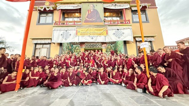 В монастыре Копан состоялись двухнедельные дебаты среди монастырей линии гелуг