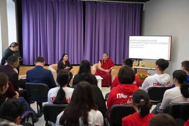 Молодое поколение Калмыкии готовится к предстоящему буддийскому форуму