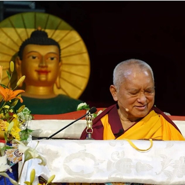 Принять участие в совместном чтении «Двойной сутры» приглашает буддийский центр Санкт-Петербурга