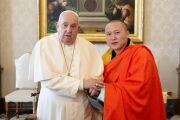 Во время встречи Папы Римского Франциска и Хамбо-ламы Монголии Дуламрагчаагийн Жавзандорж в Ватикане 13 января 2025 г. Фото: © Vatican Media