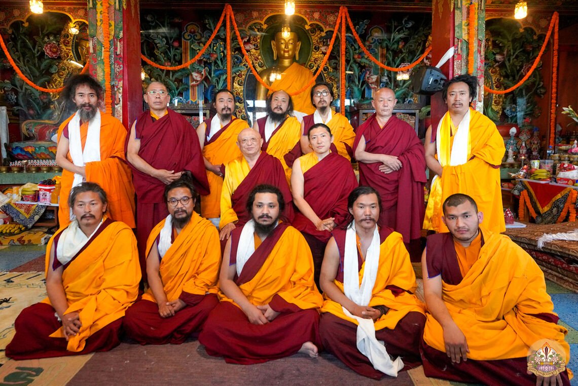 В Непале девять монахов успешно завершили трехлетнее затворничество