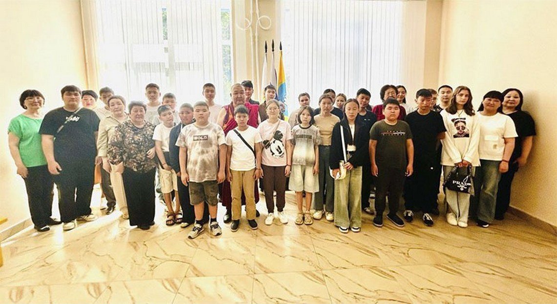 В Калмыкии в буддийских воскресных школах завершился первый учебный год