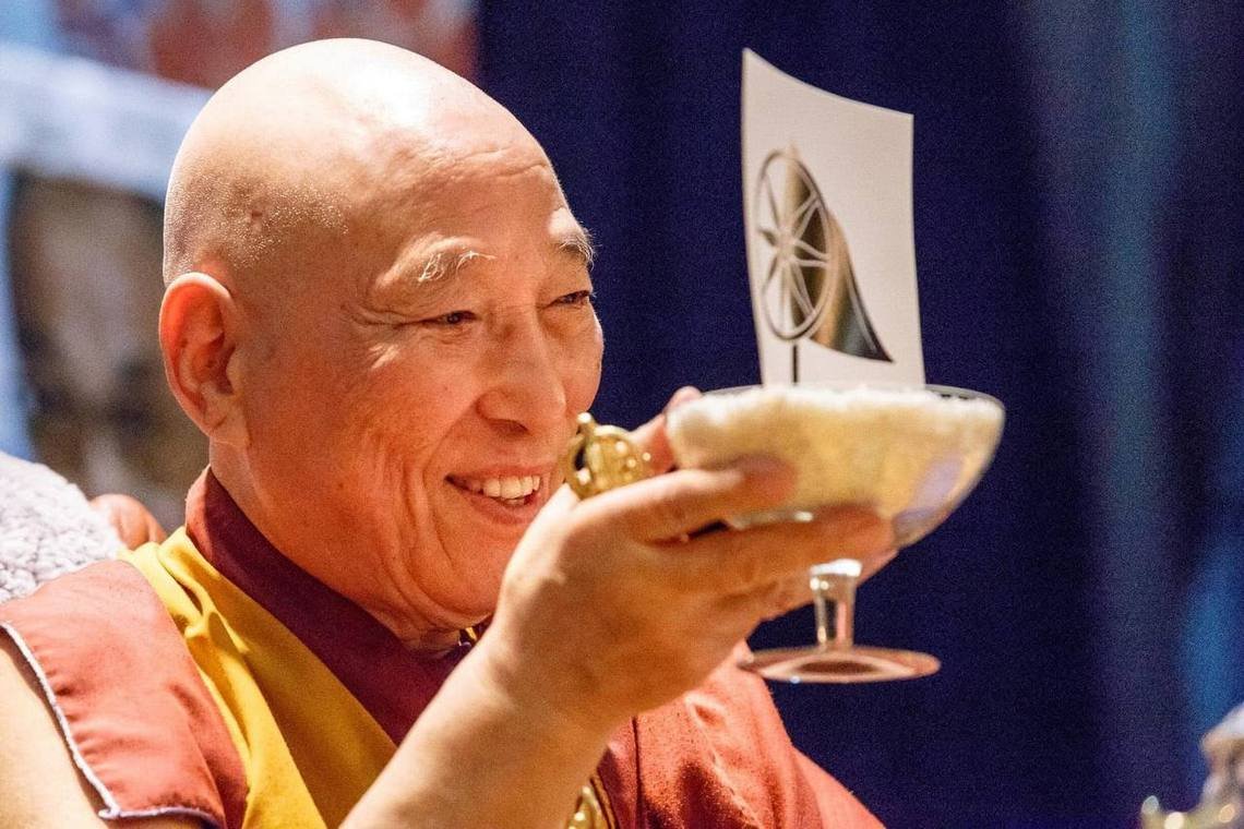 Источник мира и благословений: в Непале открыта и освящена ступа в честь Еше Лодоя Ринпоче