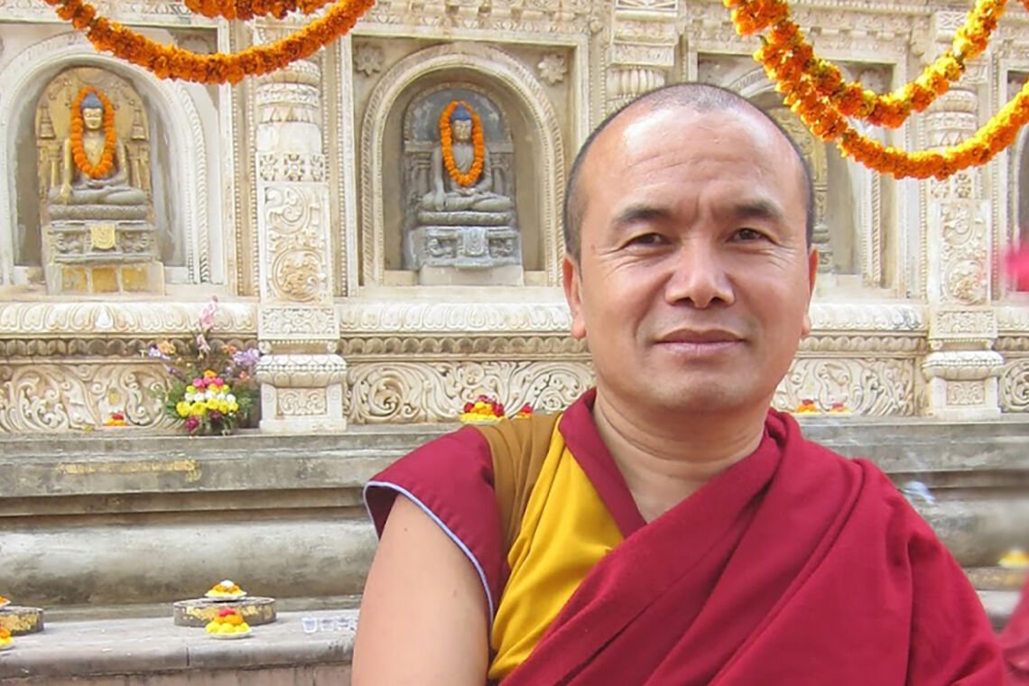 Геше Дордже Дамдул проведет онлайн-учения «Мудрость, выводящая из темницы собственного ума»