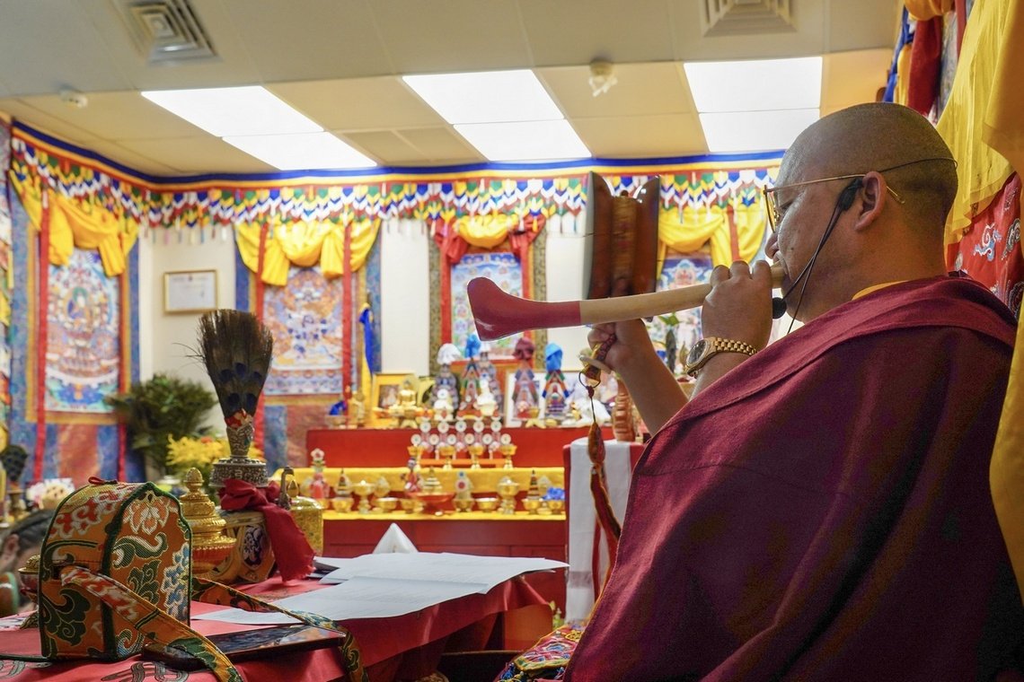 Фото. Кхенпо Тензин Лхундруп провел в Москве целительный ритуал Чангбу Гьяца