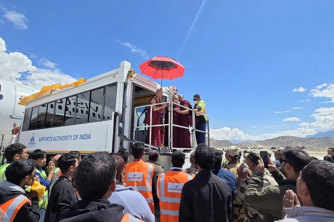 Его Святейшество Далай-лама завершил визит в Ладак