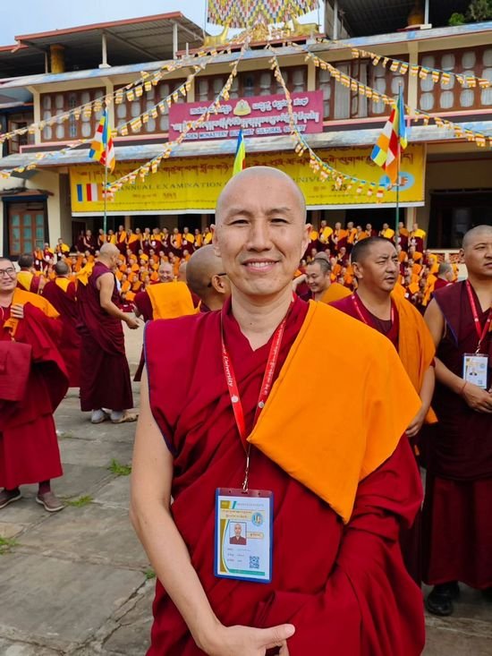 Калмыцкий монах Санал-гелюнг защищает высокую ученую степень