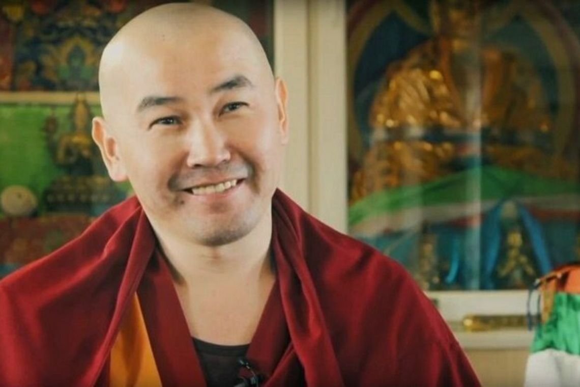 Геше Эрдэм дарует объяснение буддийских практик Лагуг и Цегуг