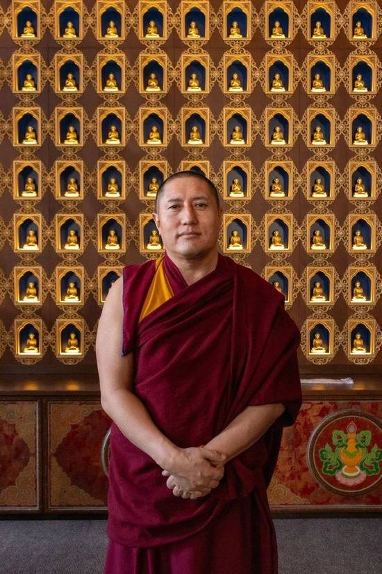 Центральный буддийский монастырь Тувы приглашает на церемонию принятия обетов геньена