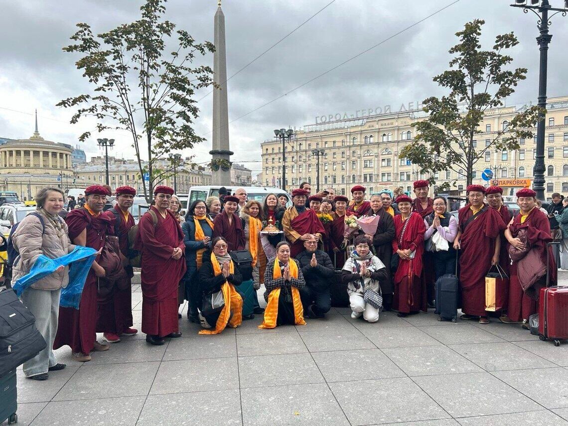Гьялванг Другпа Ринпоче прибыл в Санкт-Петербург