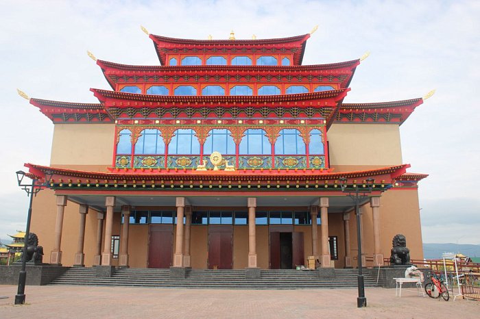 В Бурятии откроют первый дуган паломнического комплекса «Сваямбху Субурга»