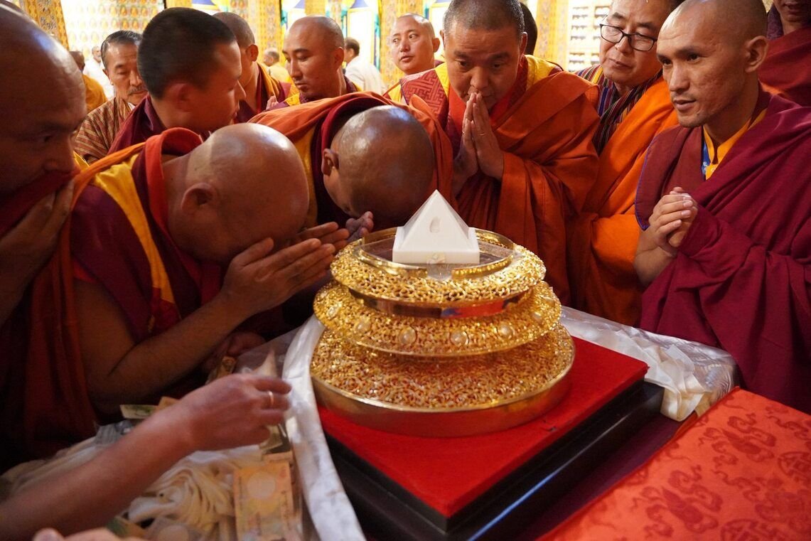Фото. Торжественная встреча реликвий Будды Шакьямуни в Бутане
