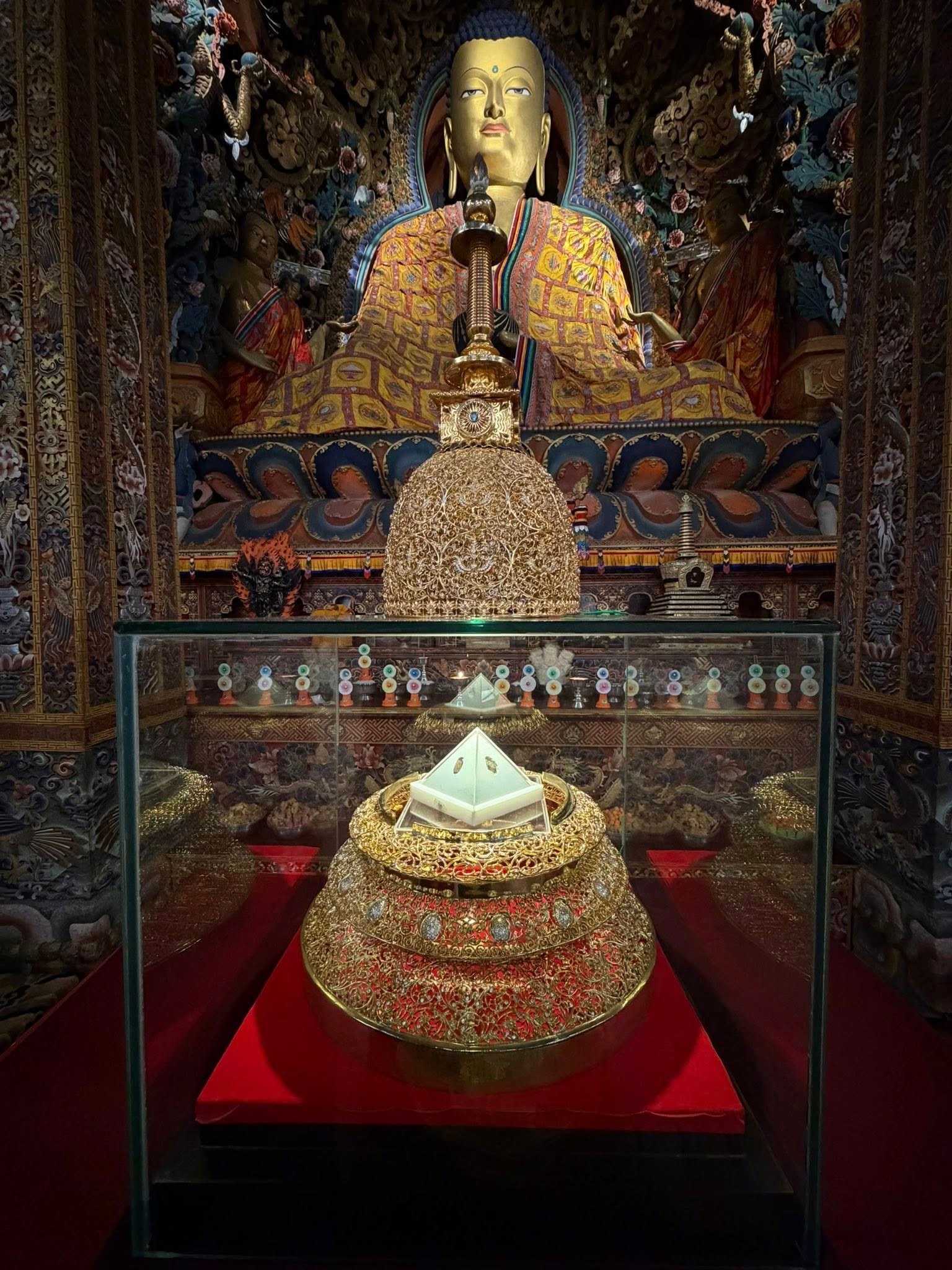 В Бутане продлили выставку священных реликвий Будды Шакьямуни
