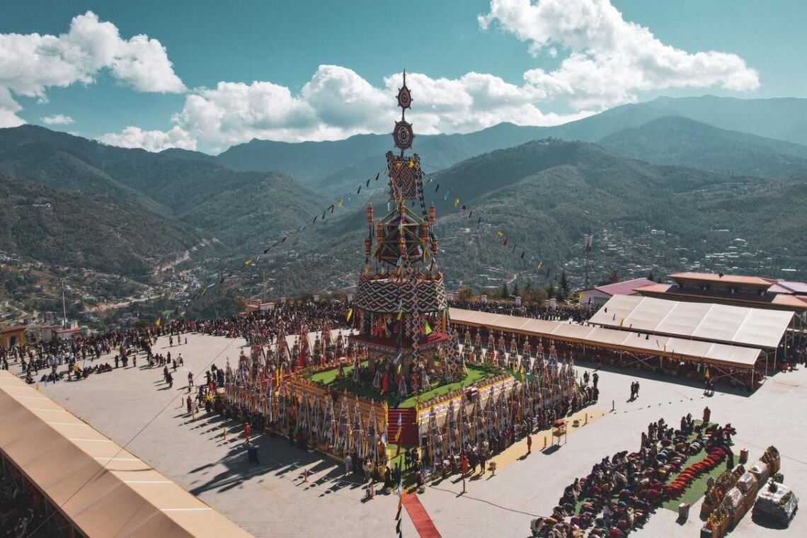 Фоторепортаж о событиях Глобального молитвенного фестиваля и первом дне посвящения Калачакры