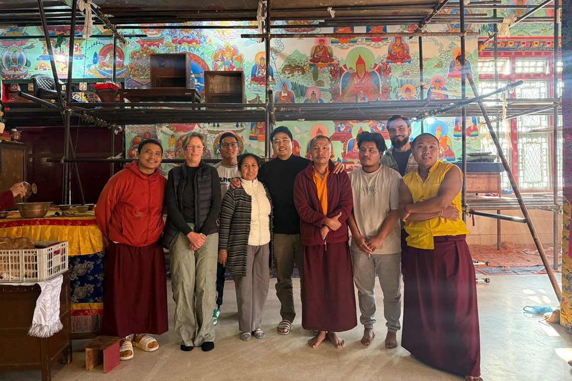 Фото. Восстановление фресок в монастыре Шечен в Непале