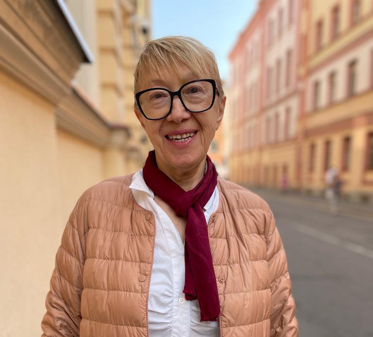 Раиса Николаевна Крапивина читает тибетские сказки в эфире RADIO METRO 102.4 FM