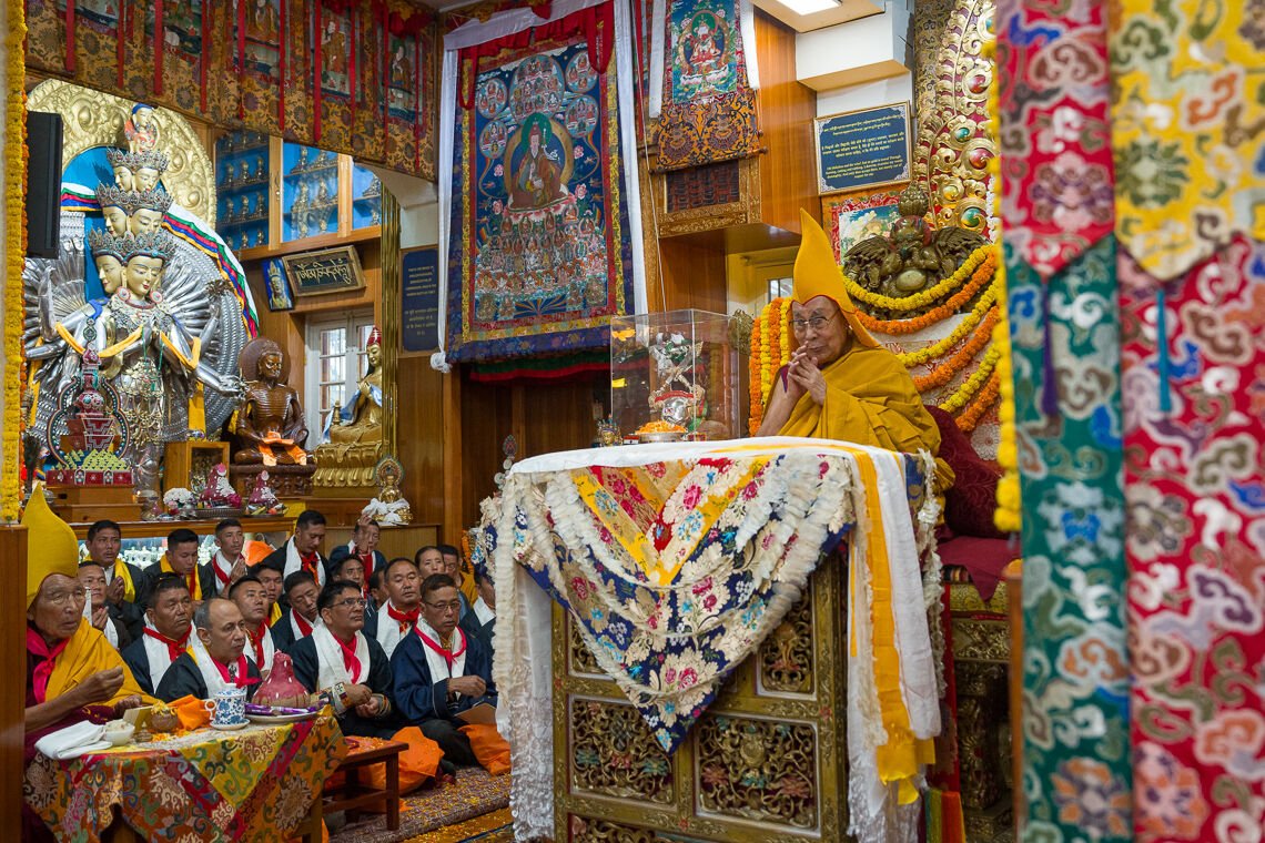 Прямая трансляция. Молебен о долголетии Далай-ламы в Дхарамсале
