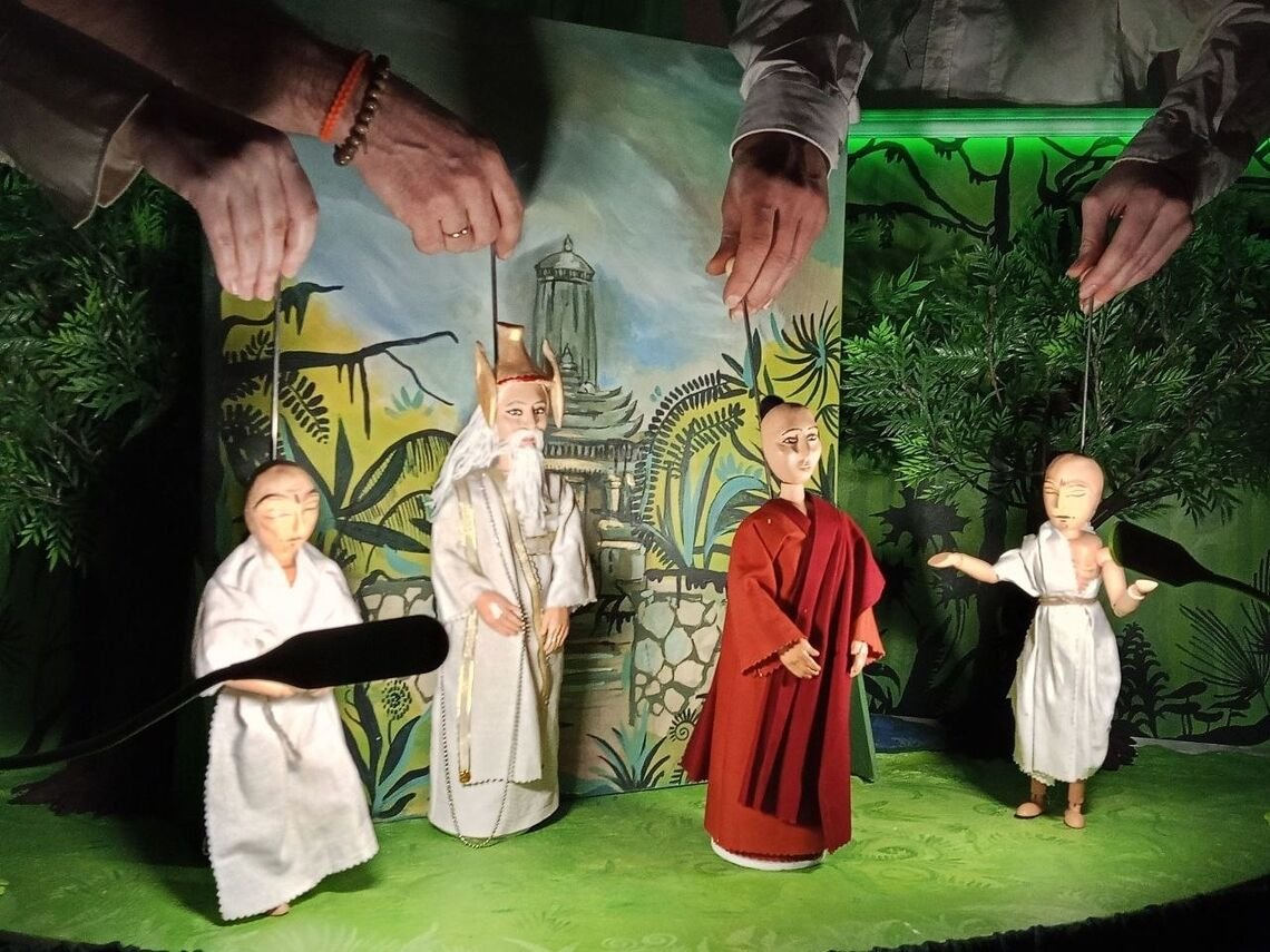 В буддийском храме «Тубден Шедублинг» в Москве состоится показ кукольного спектакля о Будде Шакьямуни