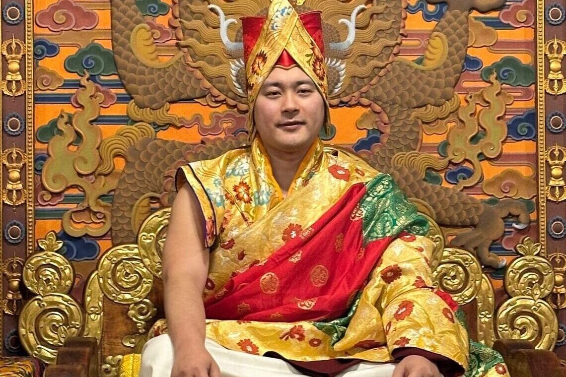 Объявлена дата церемонии интронизации 44-го Сакья Тризина