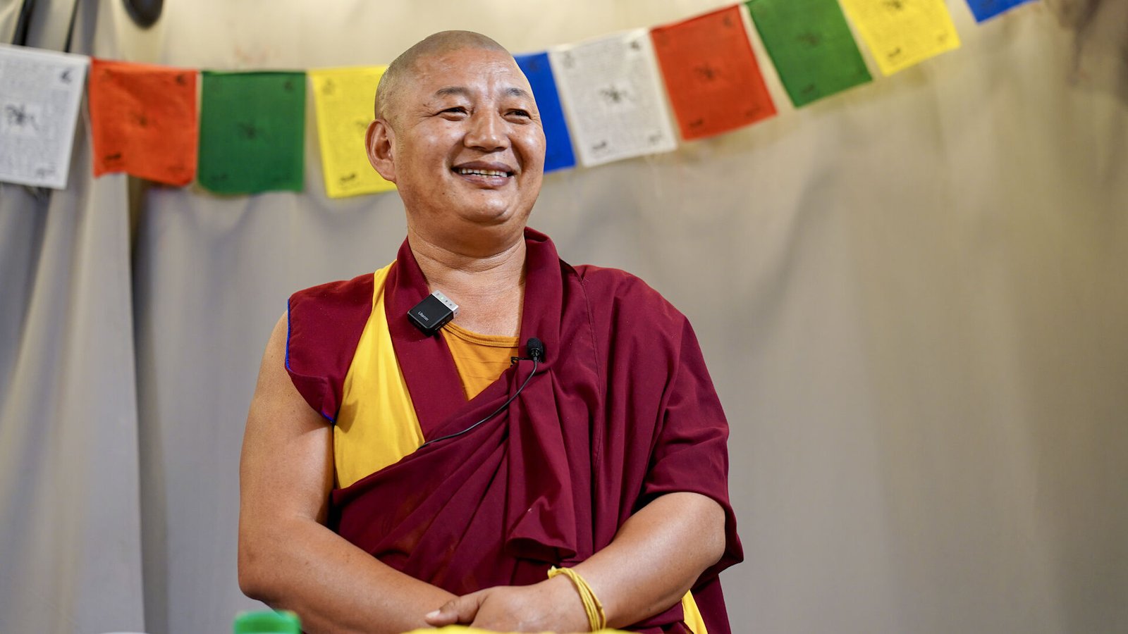 Видео. Геше-нгарампа Лобсанг Рабджор. Ритуал огненной пуджи. Часть 1