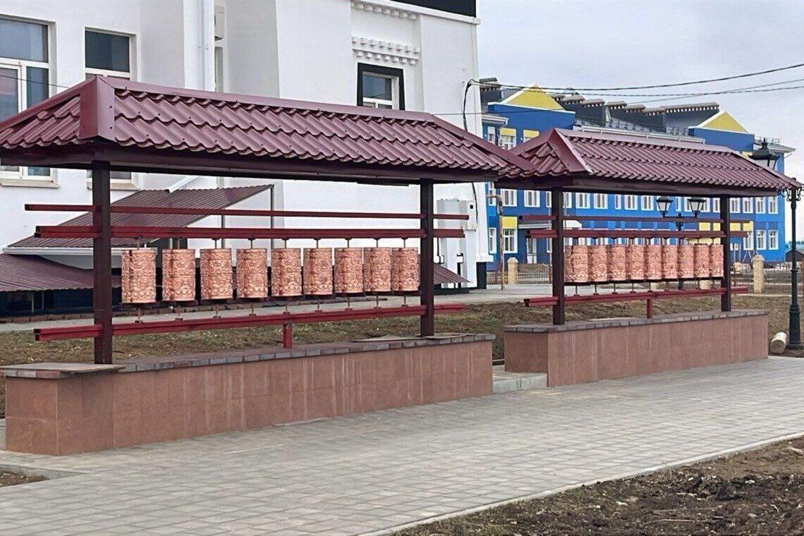 В Троицком хуруле установлены молитвенные барабаны