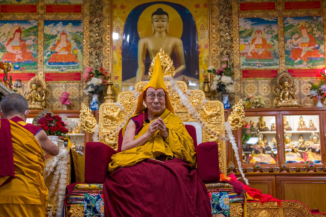 Фото. Монастырь Дзонгкар Чоде провел в Дхарамсале молебен о долголетии Далай-ламы