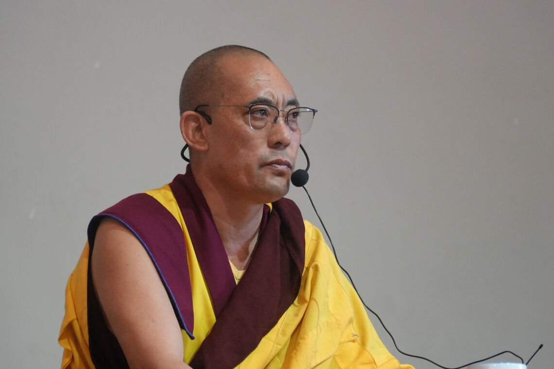 Видео. Геше-нгарампа Церинг Пунцог. Ступени созерцания Камалашилы. Занятие 1