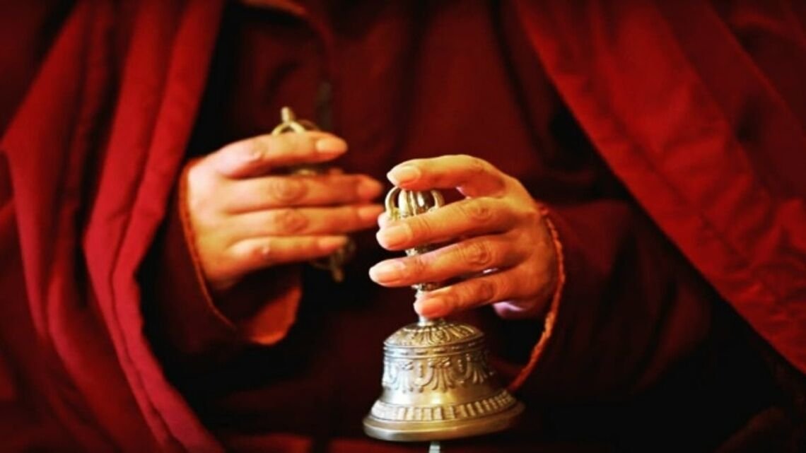 Группа онлайн-ритуалов монастыря Дрепунг Гоманг продолжает прямые трансляции