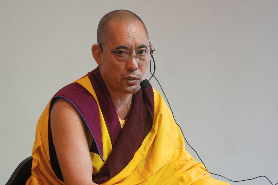 Видео. Геше-нгарампа Церинг Пунцог. Коренная тантра Чакрасамвары. Лекция 1