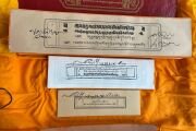 Фото: священные буддийские тексты, подписанные Его Святейшеством Далай-ламой и переданные делегации Культурного фонда имени К. С. Шойгу. Фотография И.Янчеглова